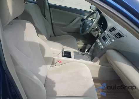 2011 Toyota Camry Le z USA, uszkodzony, nr VIN 4T1BF3EK3BU694547